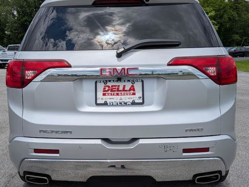 Used 2017 GMC Acadia Denali w/ Technology Package AWD/4WD image 9
