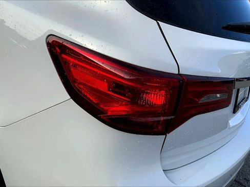Used 2020 Acura MDX SH-AWD image 28