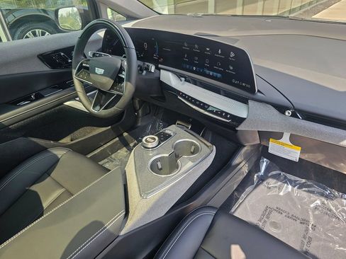 New 2026 Cadillac Optiq Sport 1 AWD/4WD image 10
