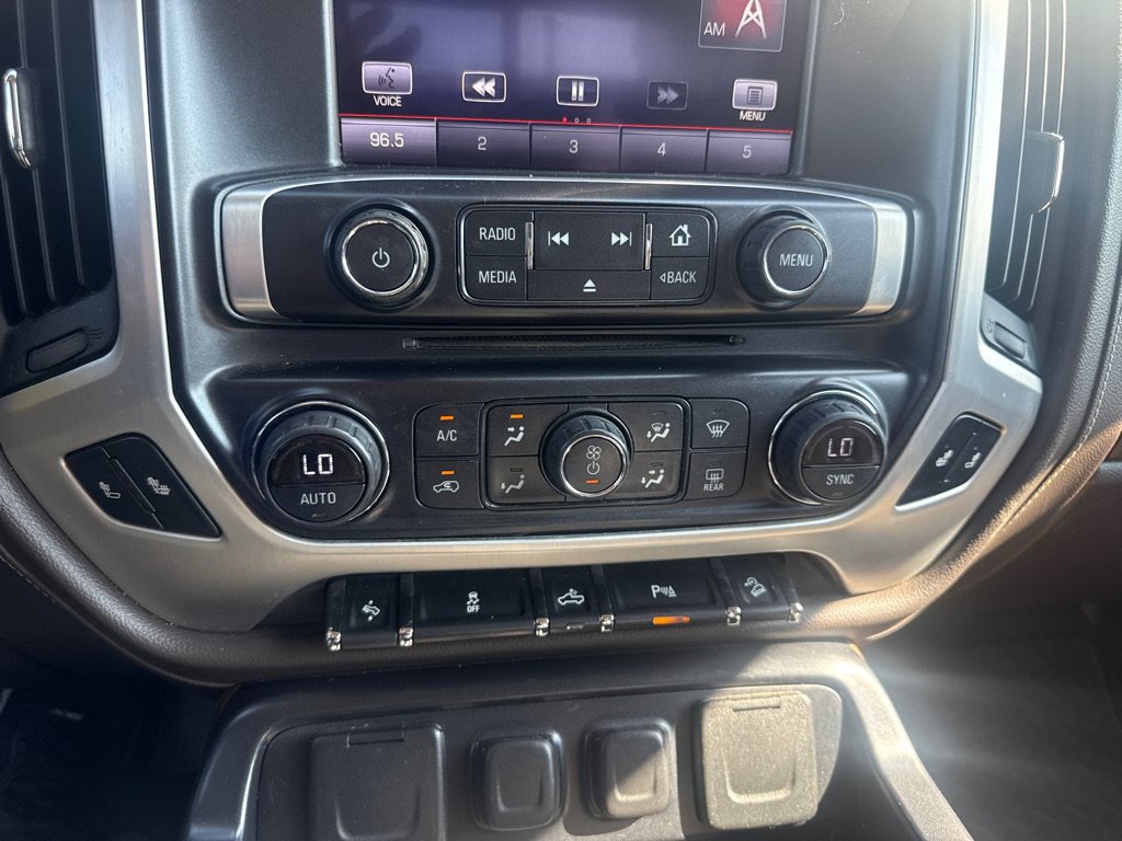 Used 2015 GMC Sierra 1500 SLT w/ SLT Crew Cab Value Package AWD/4WD image 31