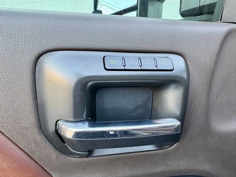 Used 2016 Chevrolet Silverado 3500 High Country w/ Duramax Plus Package image 19