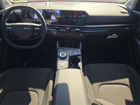 New 2026 Kia Sportage S image 14