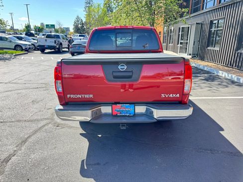 Used 2016 Nissan Frontier SV AWD/4WD image 4