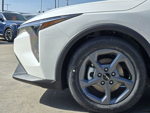 New 2026 Kia K4 FWD image 5