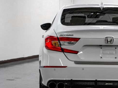 Used 2019 Honda Accord Touring image 43