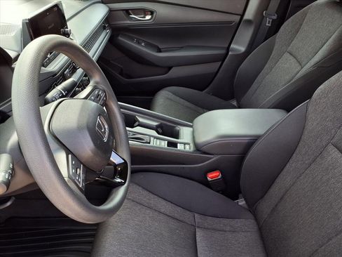 Certified 2025 Honda Accord LX image 16