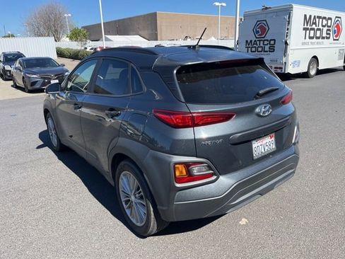 Used 2018 Hyundai Kona SEL w/ SEL Tech Package 02 image 7
