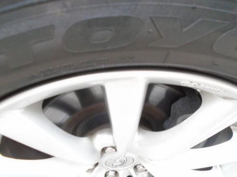 Used 2011 INFINITI G37 Sport w/ Premium Pkg image 31