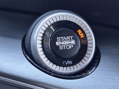 New 2025 Jeep Wagoneer L Series II image 21