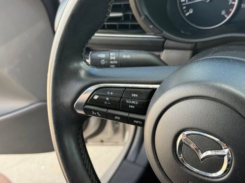 Used 2025 MAZDA MAZDA3 s FWD image 12