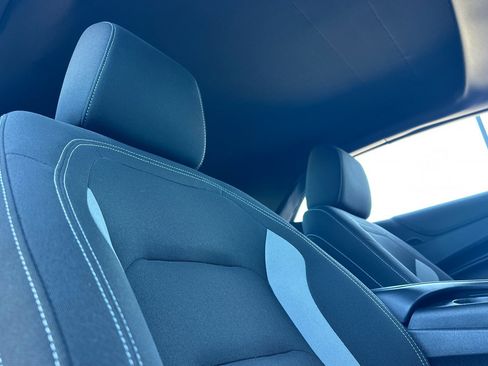 Used 2023 Chevrolet Camaro LT w/ Technology Package image 20