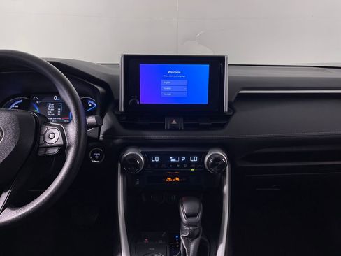 Certified 2025 Toyota RAV4 XLE AWD/4WD image 15