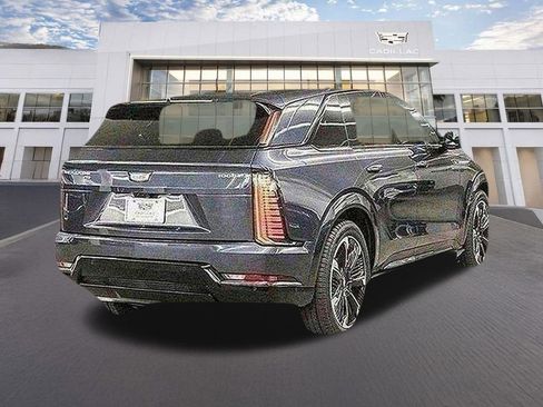 Used 2026 Cadillac Escalade IQ Sport 2 AWD/4WD image 4