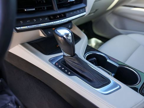 Used 2022 Cadillac CT4 Luxury w/ Sun And Sound Package image 23