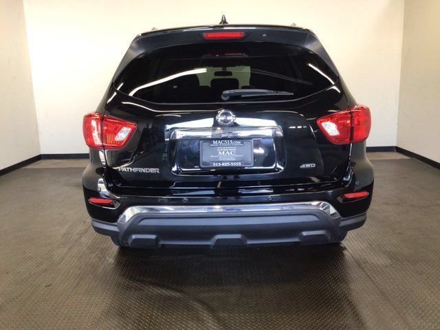 Used 2020 Nissan Pathfinder S AWD/4WD image 5