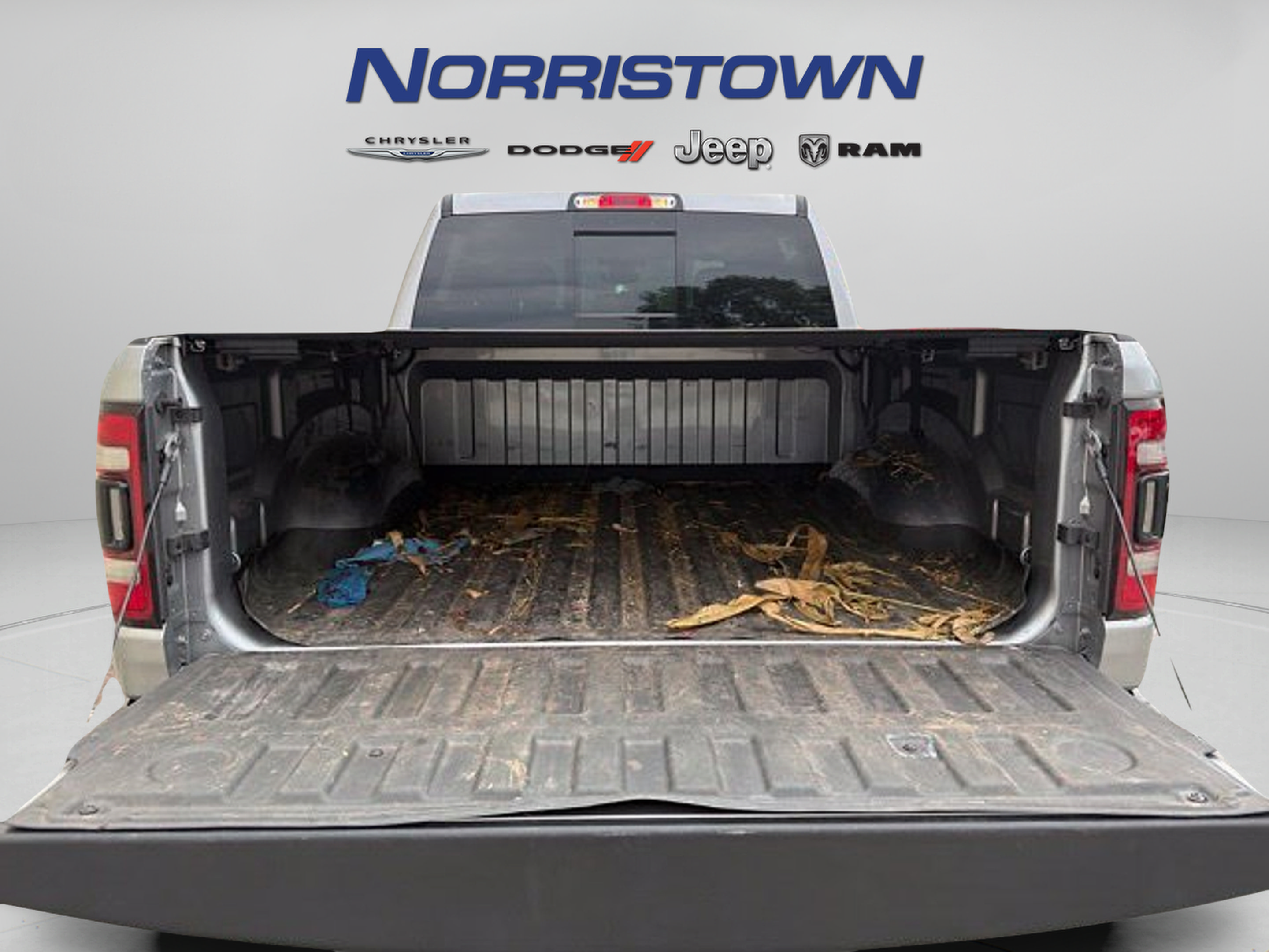 Used 2024 RAM 1500 Big Horn AWD/4WD image 9