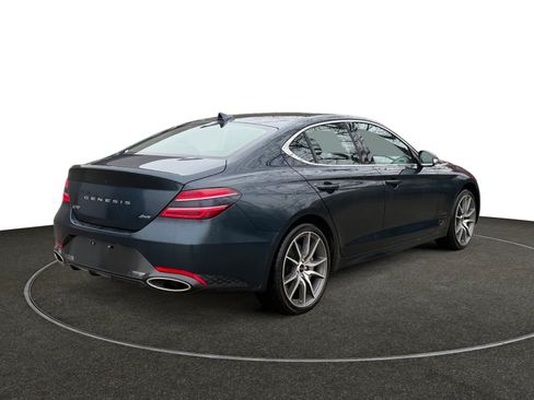 Used 2025 Genesis G70 2.5T AWD/4WD image 6
