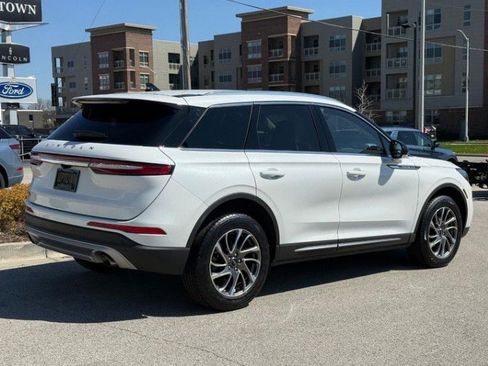 Used 2022 Lincoln Corsair FWD w/ Equipment Group 101A image 2