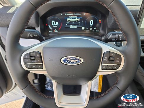 New 2026 Ford Explorer Active w/ Active Comfort Package image 11