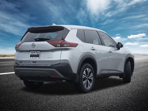 Used 2023 Nissan Rogue SV FWD image 16