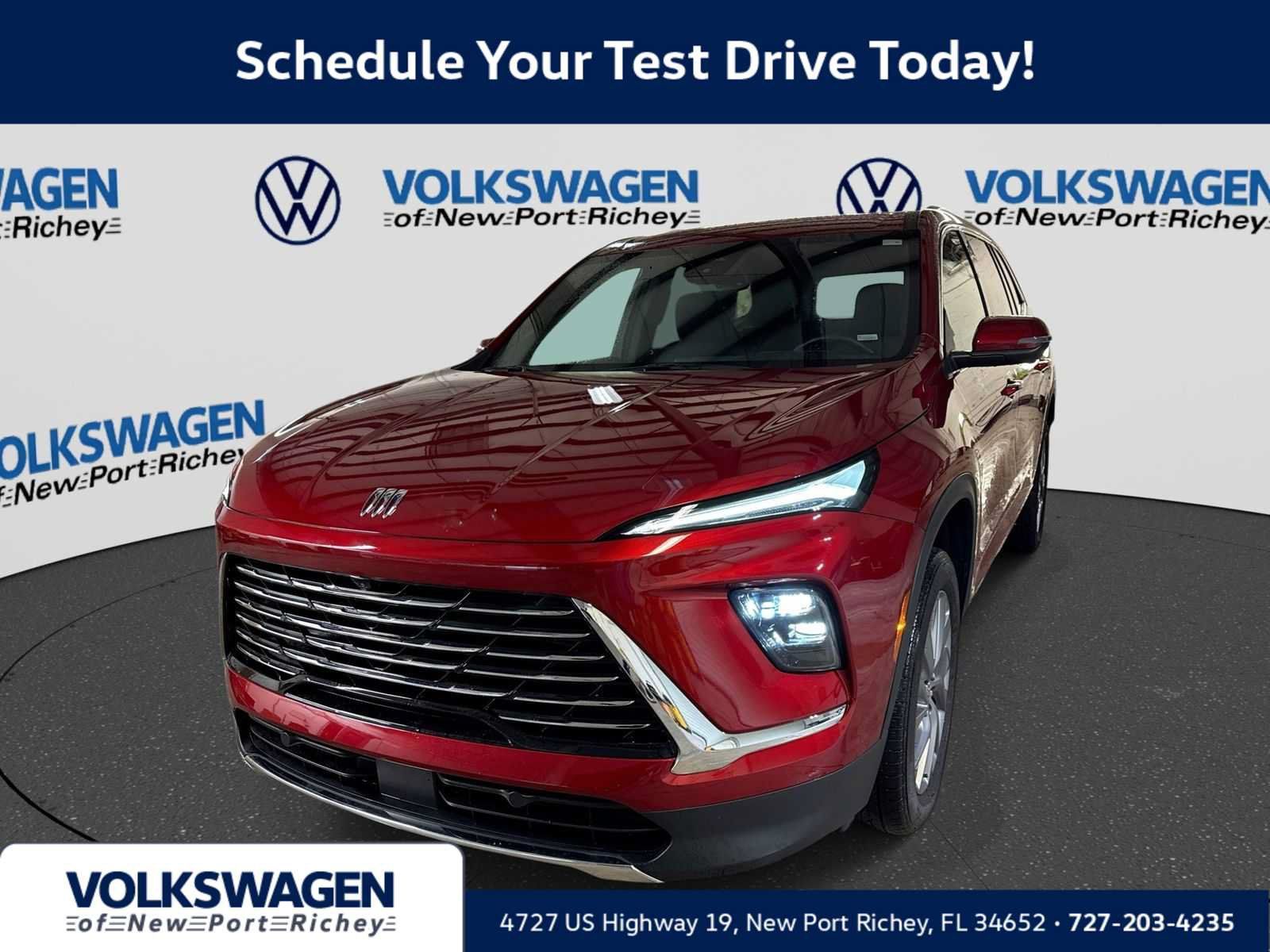 Used 2025 Buick Enclave Preferred FWD image 1