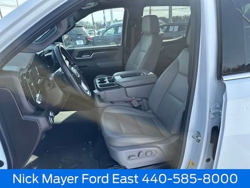 Used 2025 GMC Sierra 1500 SLT image 32