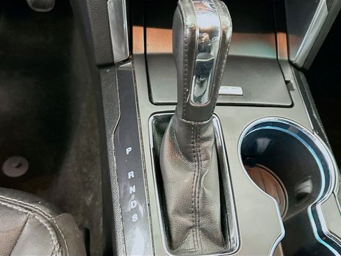 Used 2016 Ford Explorer Limited image 23