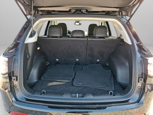 Certified 2021 Jeep Compass Limited w/ Elite Exterior Group image 25