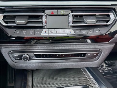 Used 2022 BMW Z4 sDrive30i w/ Dynamic Handling Package image 29