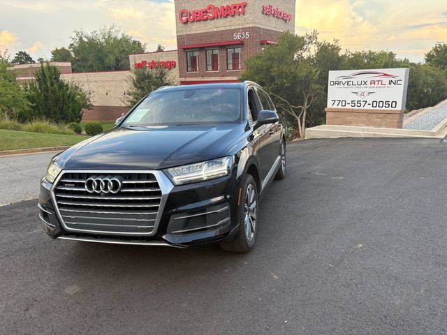 Used 2017 Audi Q7 2.0T Premium Plus w/ Premium Plus Package AWD/4WD image 4
