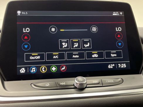 Certified 2024 Chevrolet Blazer LT w/ Convenience Package AWD/4WD image 19