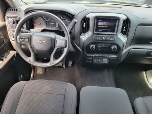 Used 2020 Chevrolet Silverado 1500 Custom Trail Boss w/ Custom Convenience Package image 4