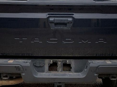 Used 2025 Toyota Tacoma SR RWD image 31