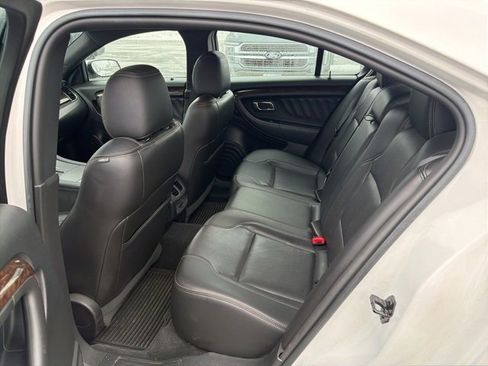 Used 2016 Ford Taurus Limited image 12