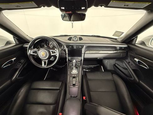 Certified 2019 Porsche 911 Turbo image 19