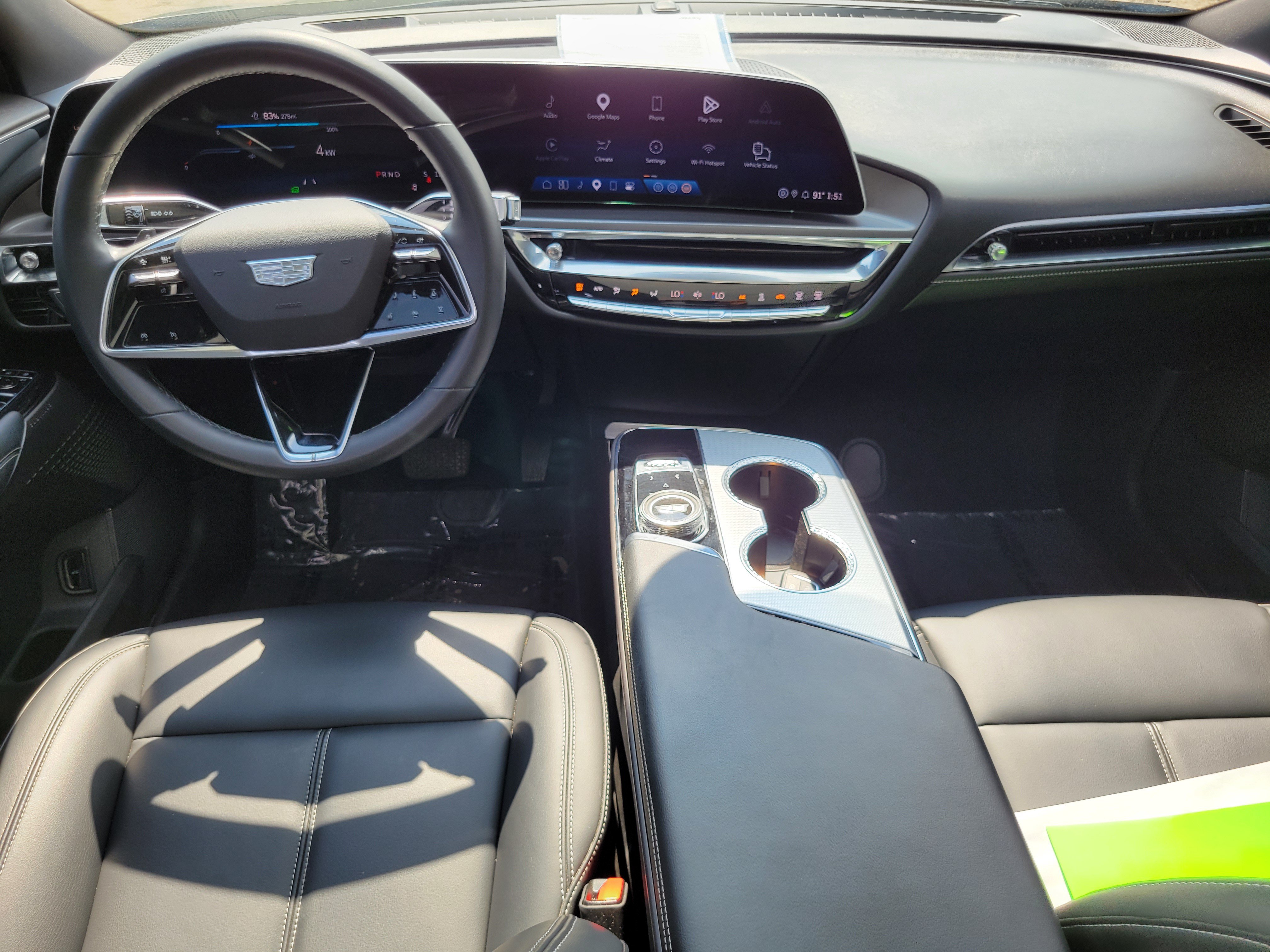 Used 2024 Cadillac Lyriq Tech RWD image 19