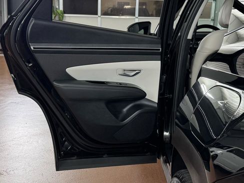 Used 2023 Hyundai Tucson Limited image 35