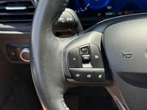 Used 2020 Ford Escape SE Sport FWD image 19