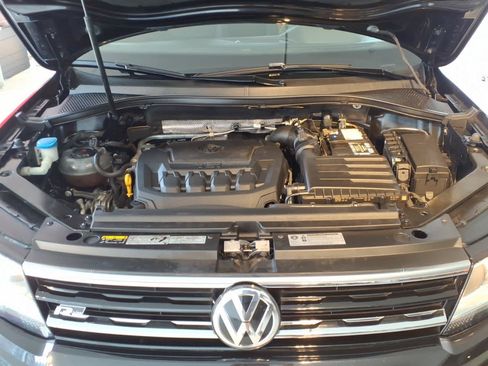 Used 2020 Volkswagen Tiguan SE R-Line AWD/4WD image 29