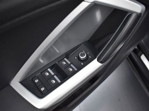 Used 2022 Audi Q3 2.0T Premium image 9