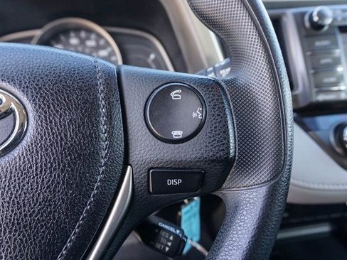 Used 2014 Toyota RAV4 XLE image 19