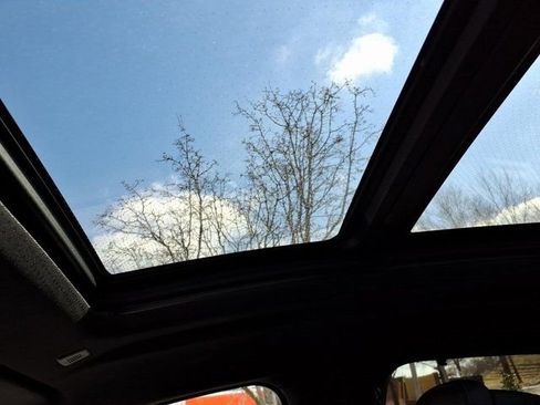 Used 2023 BMW X6 M50i w/ Executive Package image 15