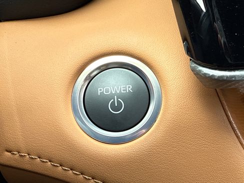 New 2026 Toyota Highlander Platinum image 30