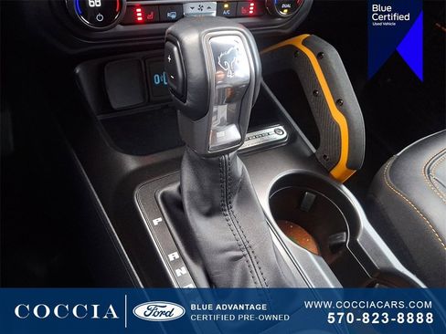 Certified 2023 Ford Bronco Badlands w/ Sasquatch Package image 16