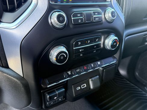 Used 2023 GMC Sierra 2500 SLE image 12