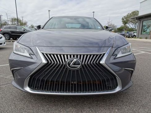 Used 2019 Lexus ES 350 w/ Premium Package image 9