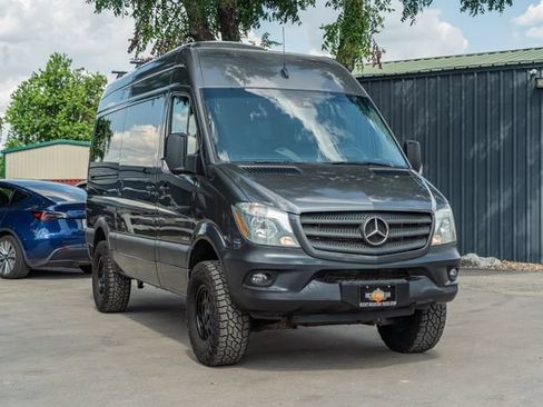 Used 2016 Mercedes-Benz Sprinter 2500 image 8