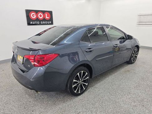 Used 2018 Toyota Corolla SE FWD image 6