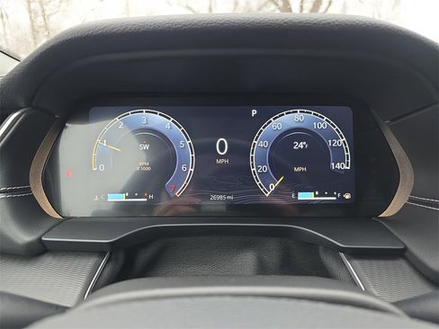 Used 2023 Jeep Grand Cherokee Laredo image 18