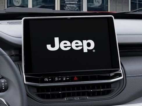 New 2026 Jeep Compass Latitude image 22